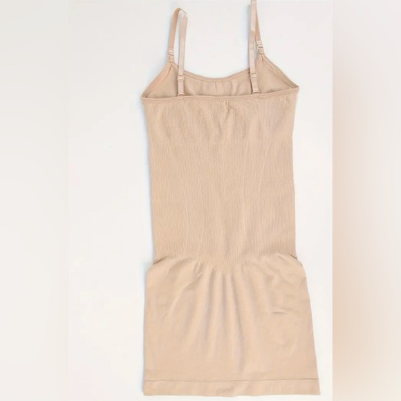 💛💛🌼NEW BUNDLE Stunning Body Sculpting Lingerie - Women's Shapewear. - Picture 13 of 13